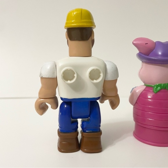 Mega Bloks Lot of 4 Construction Worker Piglet Cinderella Toys Figures - Picture 10 of 16